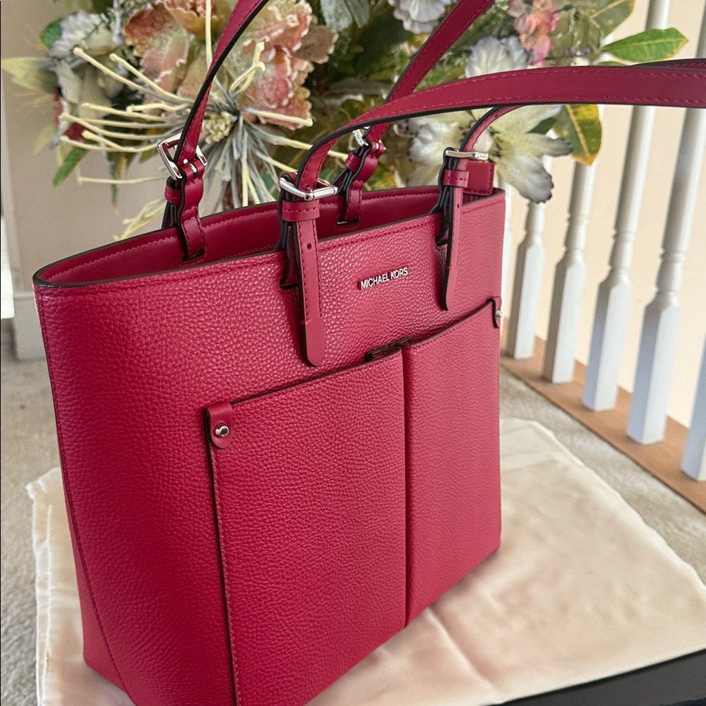 Michael Kors Jet Set Travel Dk Rasberry Leather Tote - Picture 7 of 8